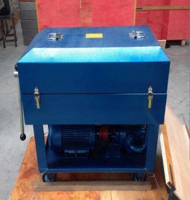 板框壓力式濾油機(jī)是真空凈油機(jī)